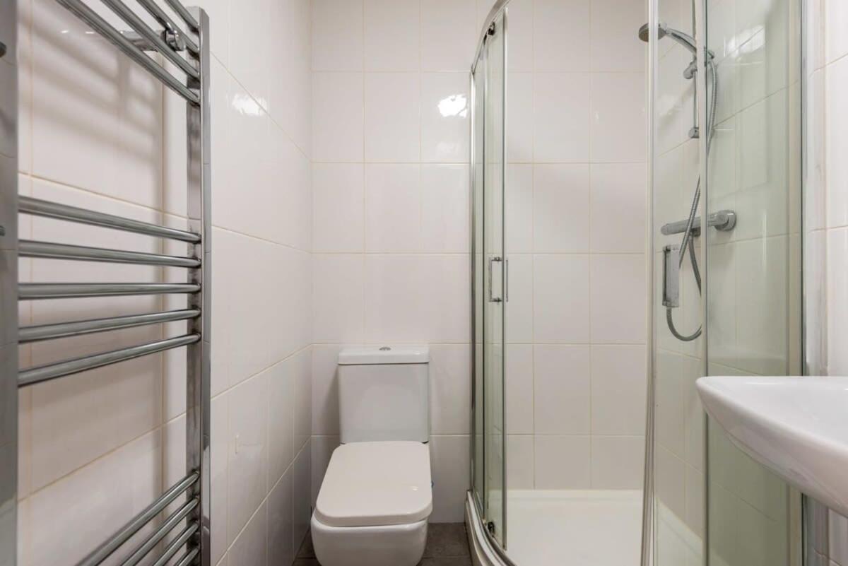 Modern & Bright Budget Studio In Central Doncaster Apartment Bagian luar foto