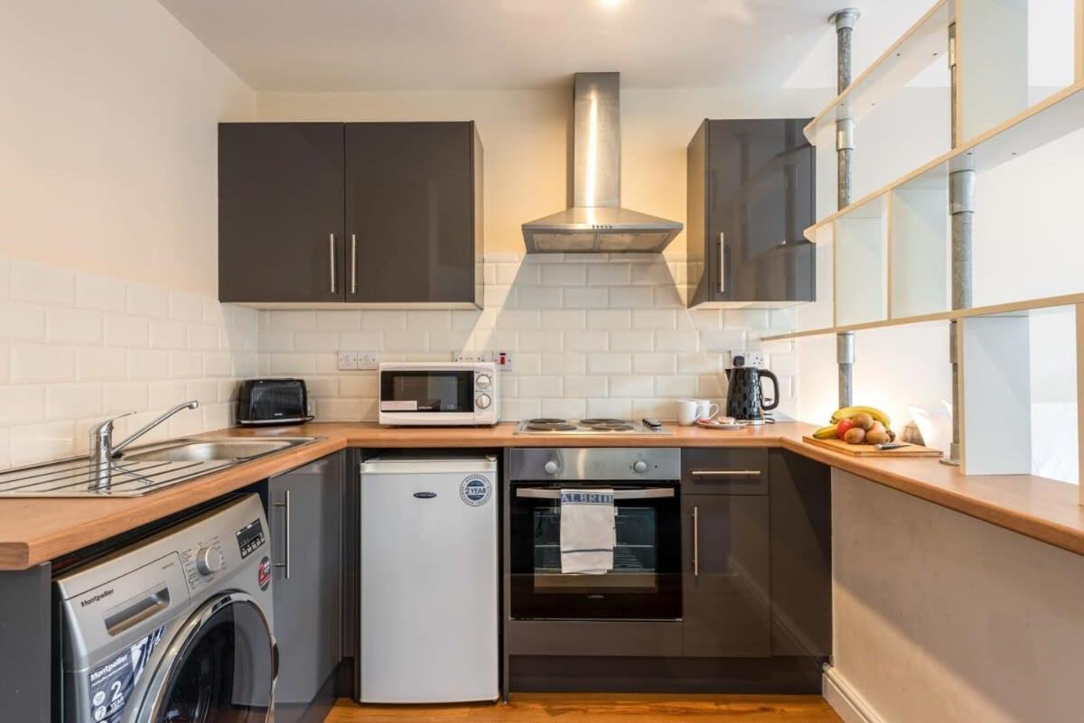 Modern & Bright Budget Studio In Central Doncaster Apartment Bagian luar foto