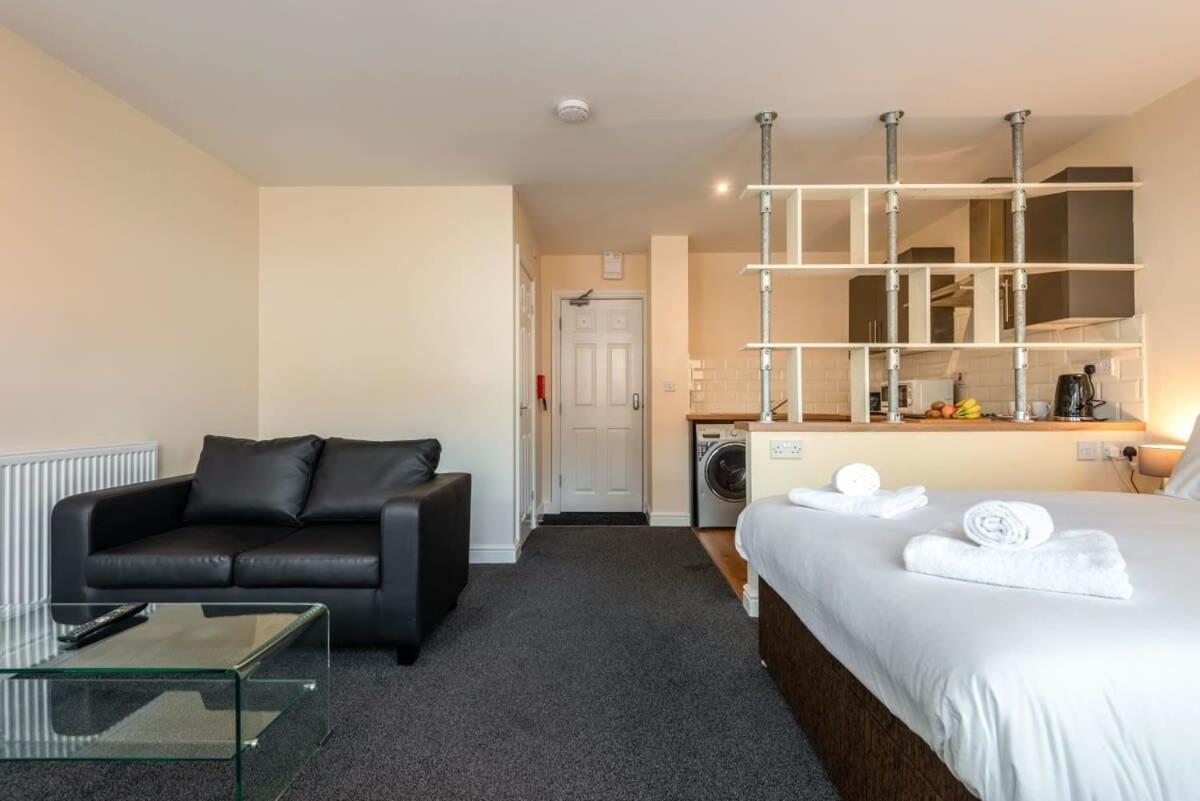 Modern & Bright Budget Studio In Central Doncaster Apartment Bagian luar foto
